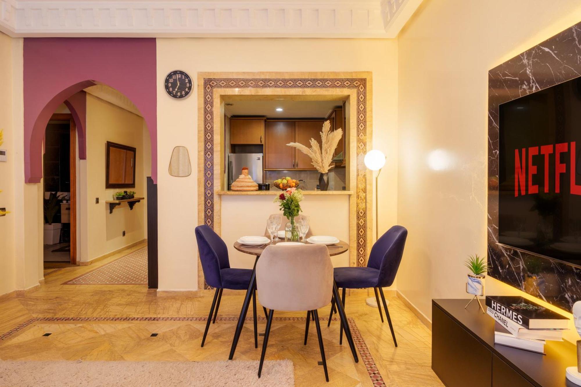 Appartement Haut Standing Gueliz Plaza Avec Vue มาร์ราเกช ภายนอก รูปภาพ