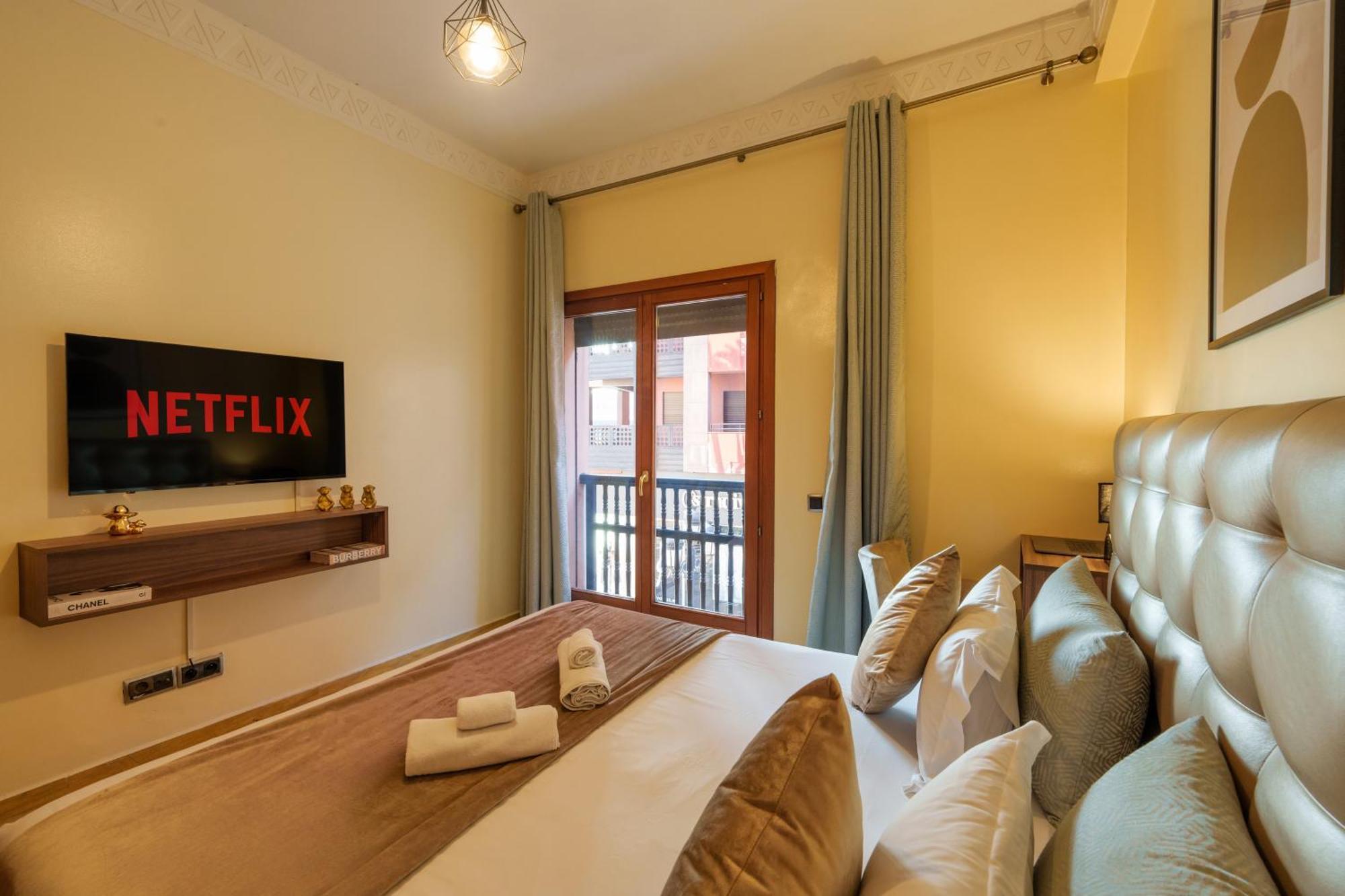Appartement Haut Standing Gueliz Plaza Avec Vue มาร์ราเกช ภายนอก รูปภาพ